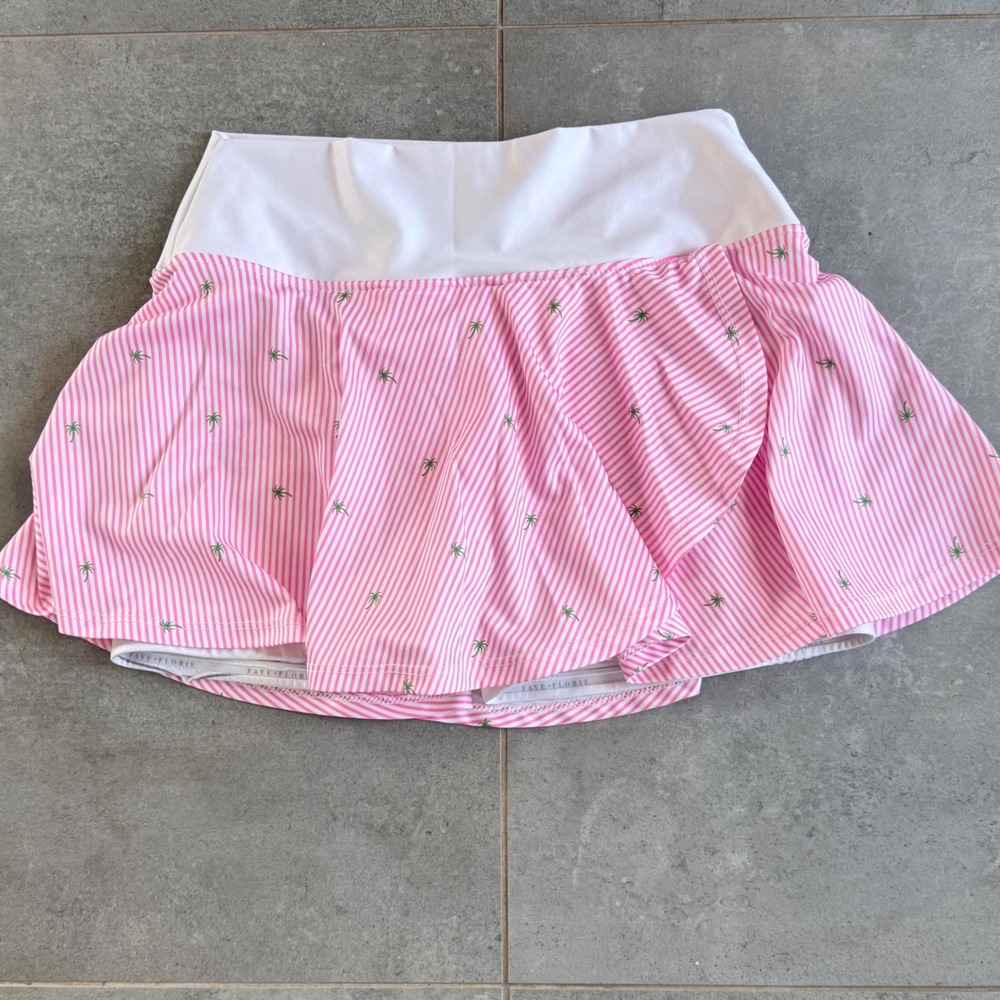 Faye + Florie "Holly" Tennis Skort Pink White Stripe Palm Tree Size‎ Large